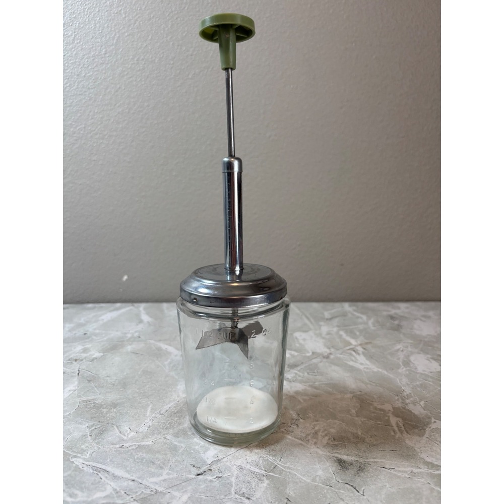 Vintage‎ Acme Food And Nut Chopper Glass Jar Measuring Cup Green Handle USA Made
